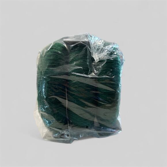 Lot Of 3 Yarnspirations Red Heart O'GO Yarn 364 yds / 198 g Hunter Green NWT - Picture 2 of 4